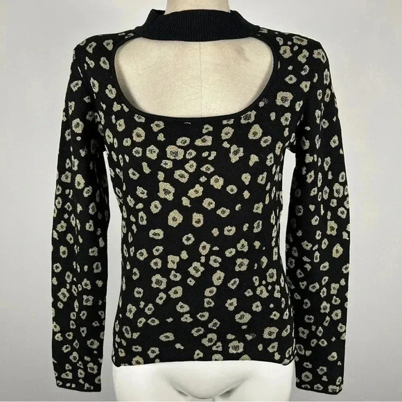 525 Women's Jacquard Cutout Mockneck Top  M - Picture 2 of 10